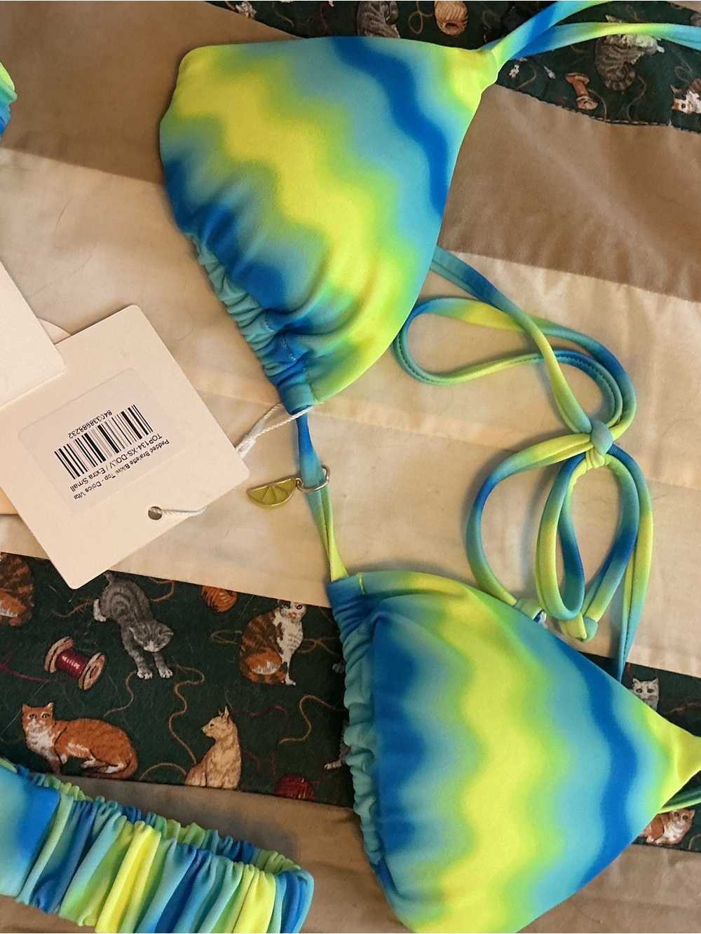 Kulani Kinis brand new swim!